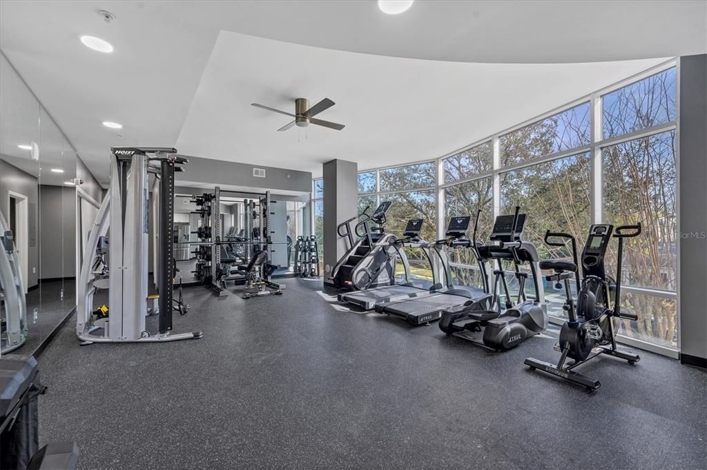 For Rent: $4,200 (2 beds, 2 baths, 1320 Square Feet)