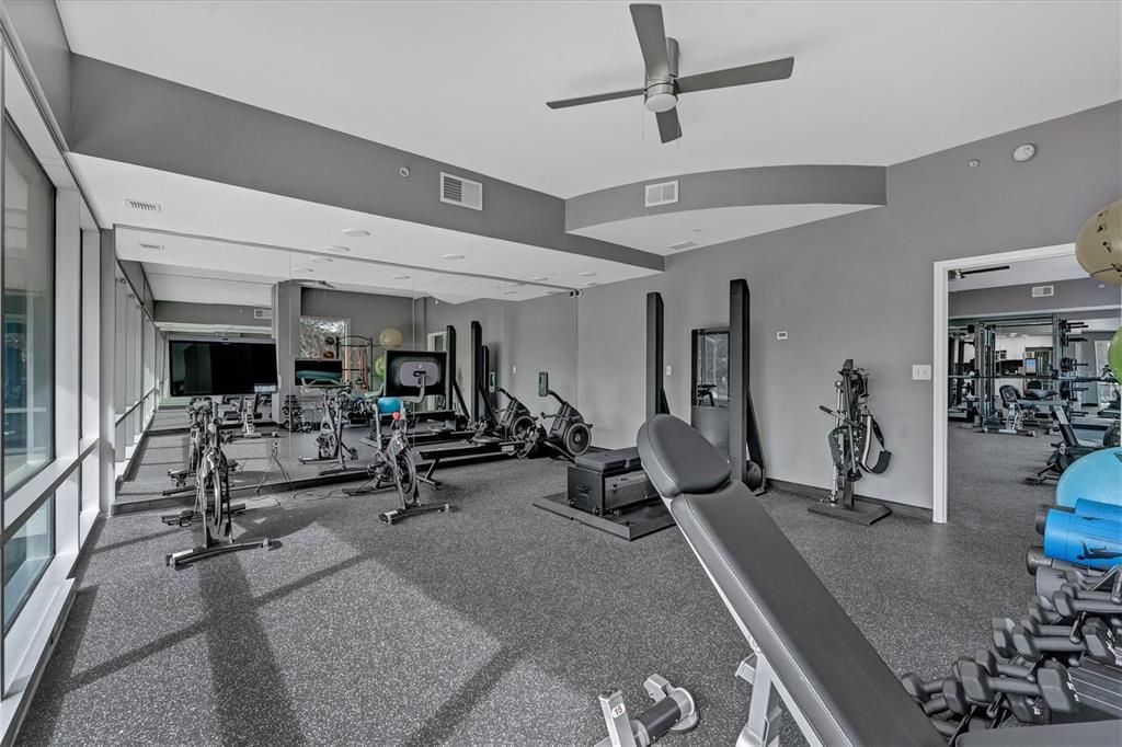 For Rent: $4,200 (2 beds, 2 baths, 1320 Square Feet)