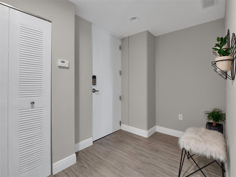 For Rent: $4,200 (2 beds, 2 baths, 1320 Square Feet)