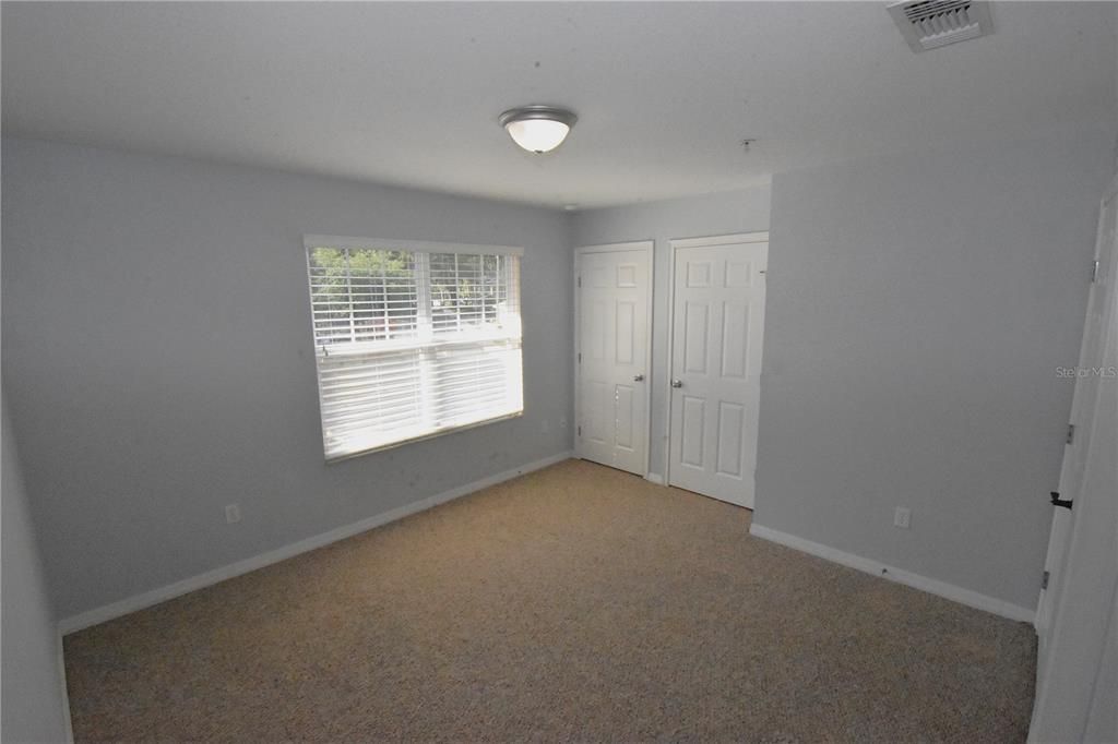 В аренду: $1,800 (2 спален, 2 ванн, 1120 Квадратных фут)