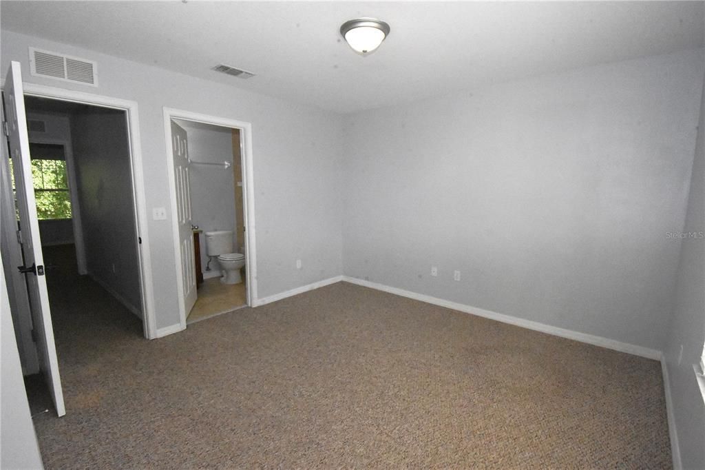 В аренду: $1,800 (2 спален, 2 ванн, 1120 Квадратных фут)