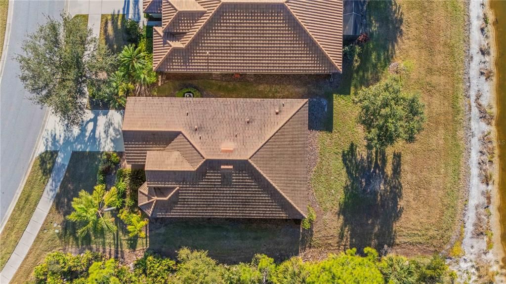 En Venta: $388,300 (2 camas, 2 baños, 1710 Pies cuadrados)