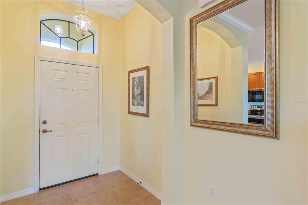 En Venta: $388,300 (2 camas, 2 baños, 1710 Pies cuadrados)