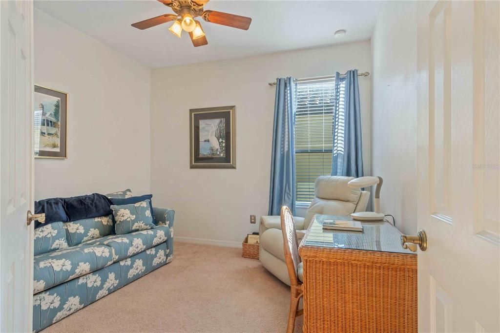 待售: $388,300 (2 贝兹, 2 浴室, 1710 平方英尺)