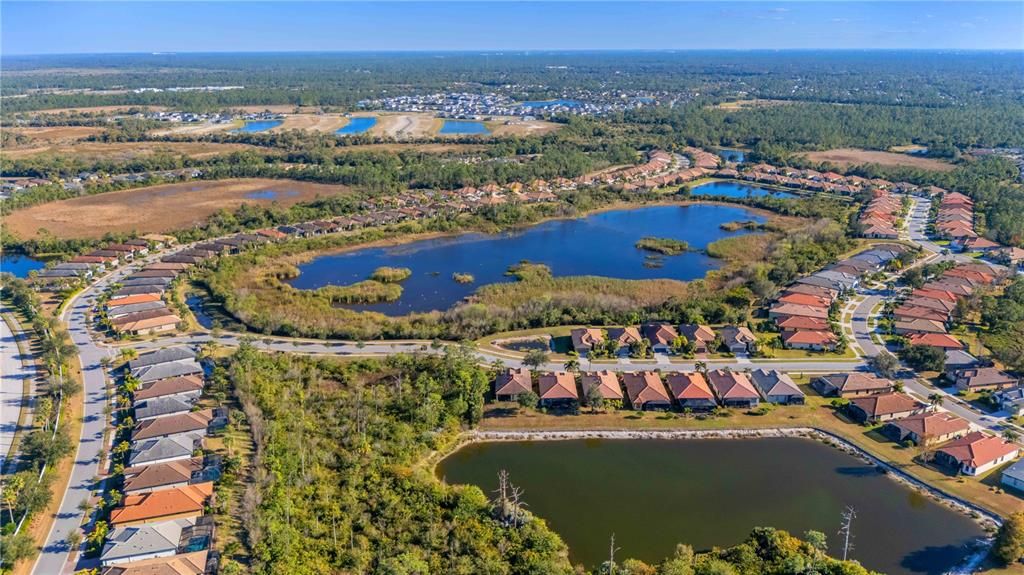 En Venta: $388,300 (2 camas, 2 baños, 1710 Pies cuadrados)