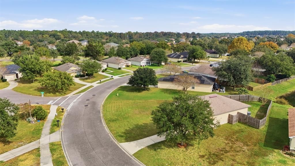 For Sale: $240,000 (2 beds, 2 baths, 991 Square Feet)