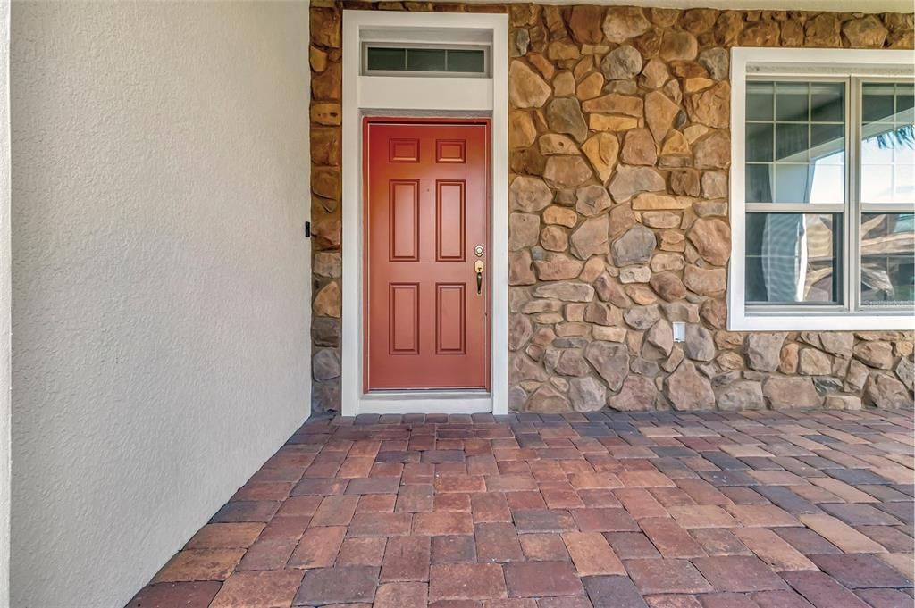 For Sale: $550,000 (4 beds, 2 baths, 2906 Square Feet)