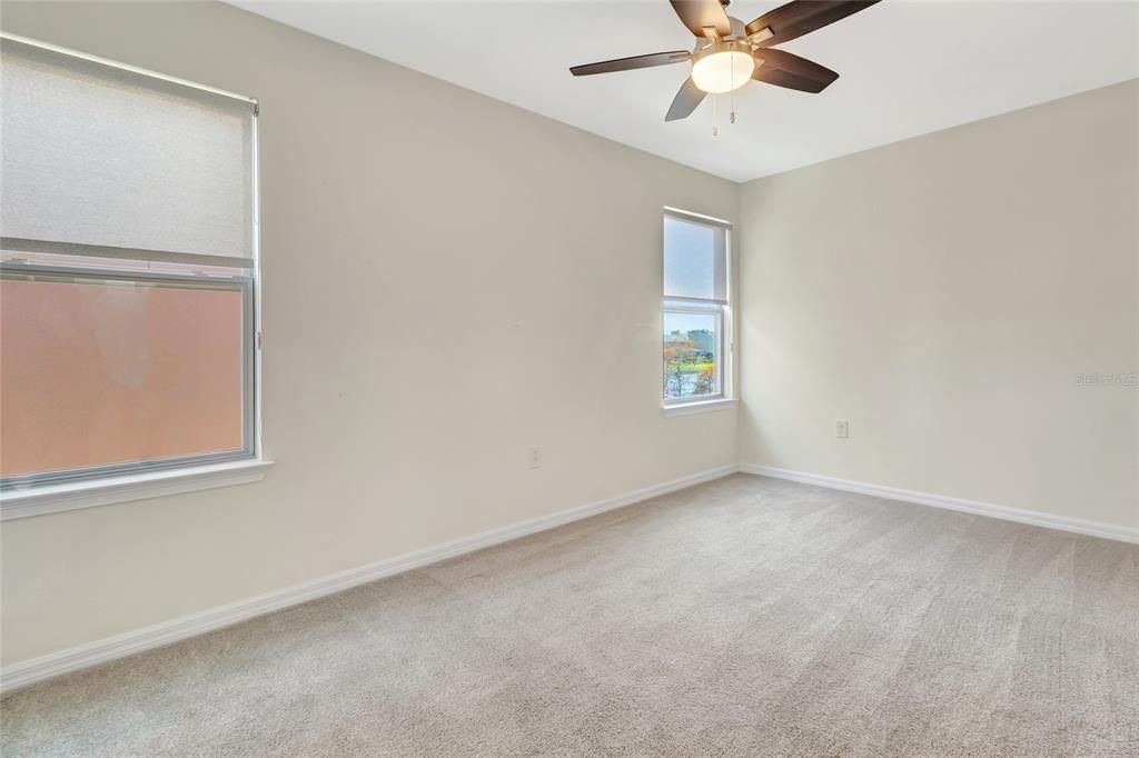 For Sale: $550,000 (4 beds, 2 baths, 2906 Square Feet)