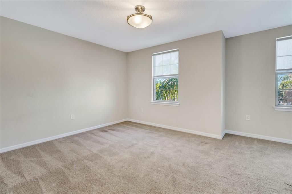 For Sale: $550,000 (4 beds, 2 baths, 2906 Square Feet)