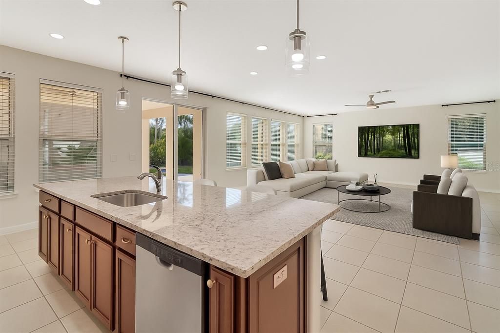 For Sale: $550,000 (4 beds, 2 baths, 2906 Square Feet)