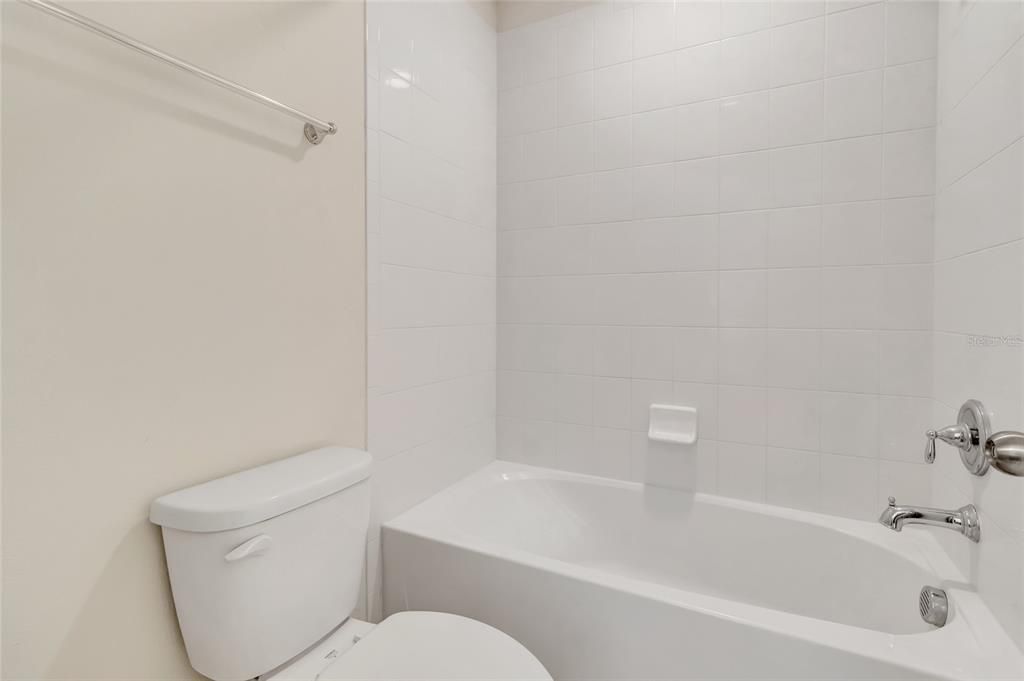 For Sale: $550,000 (4 beds, 2 baths, 2906 Square Feet)