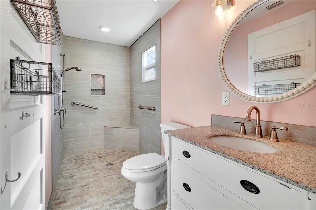 For Sale: $375,000 (4 beds, 3 baths, 1763 Square Feet)