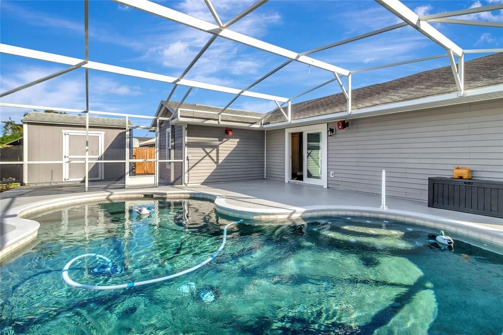 For Sale: $375,000 (4 beds, 3 baths, 1763 Square Feet)