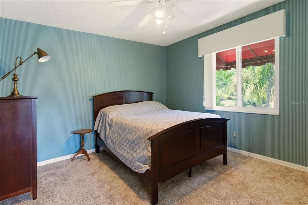 For Sale: $315,000 (3 beds, 2 baths, 1547 Square Feet)