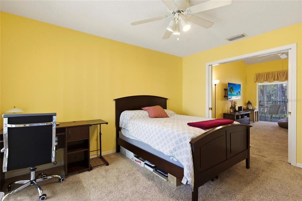 For Sale: $315,000 (3 beds, 2 baths, 1547 Square Feet)