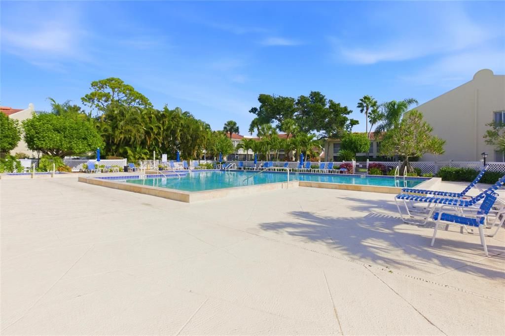 For Sale: $315,000 (3 beds, 2 baths, 1547 Square Feet)