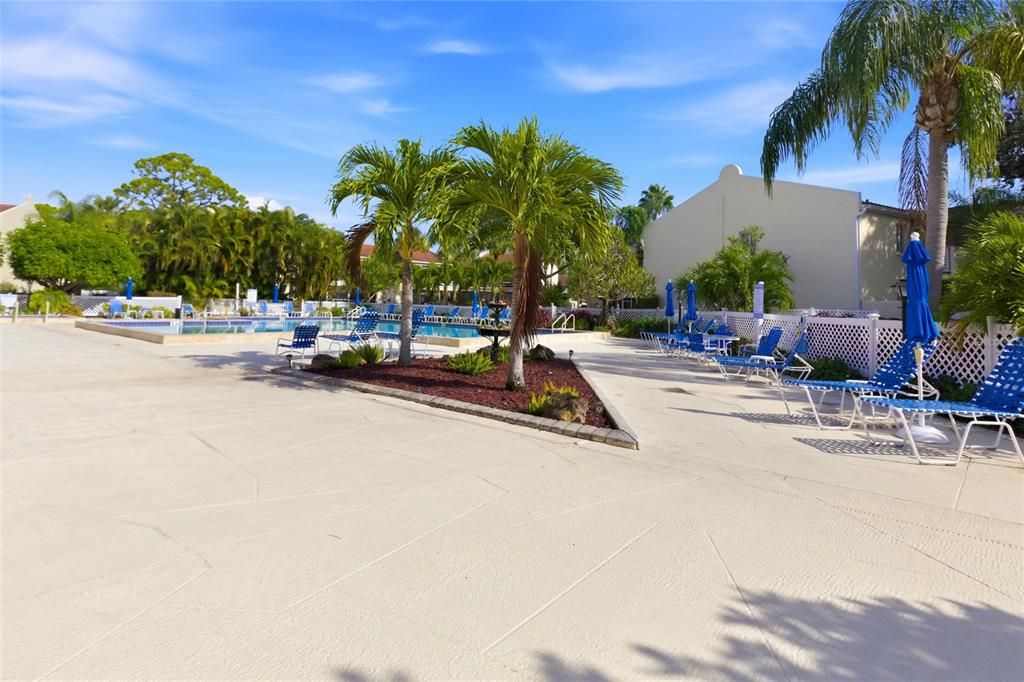 For Sale: $315,000 (3 beds, 2 baths, 1547 Square Feet)