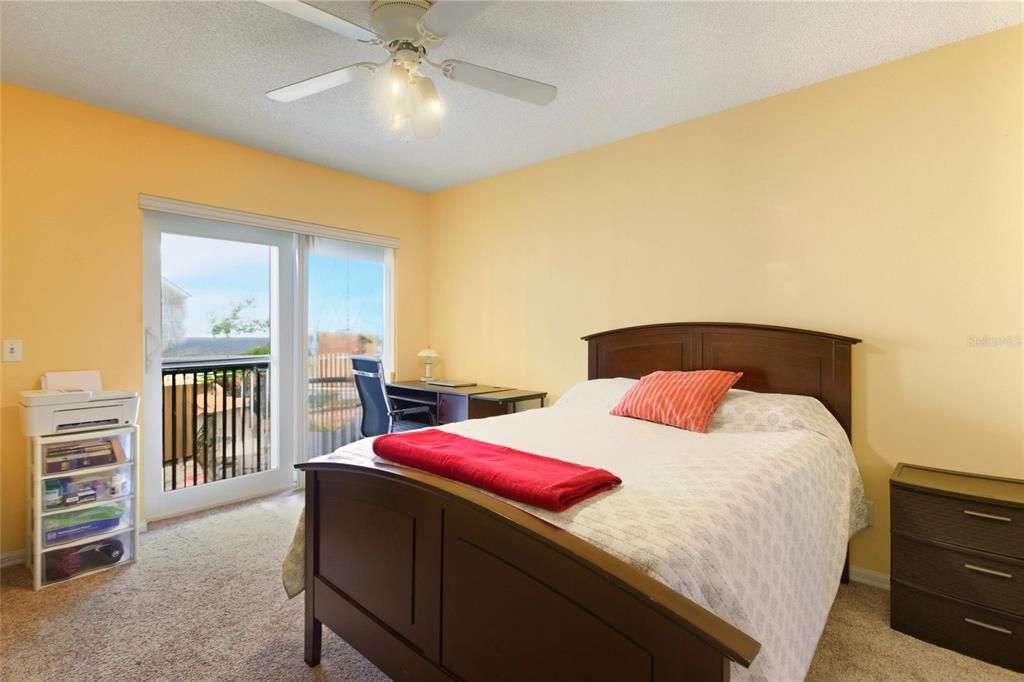 For Sale: $315,000 (3 beds, 2 baths, 1547 Square Feet)