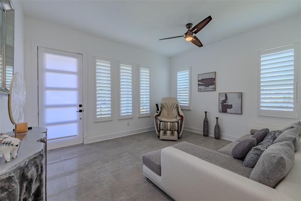 For Sale: $725,000 (4 beds, 3 baths, 2380 Square Feet)