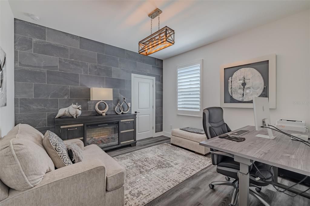 For Sale: $725,000 (4 beds, 3 baths, 2380 Square Feet)