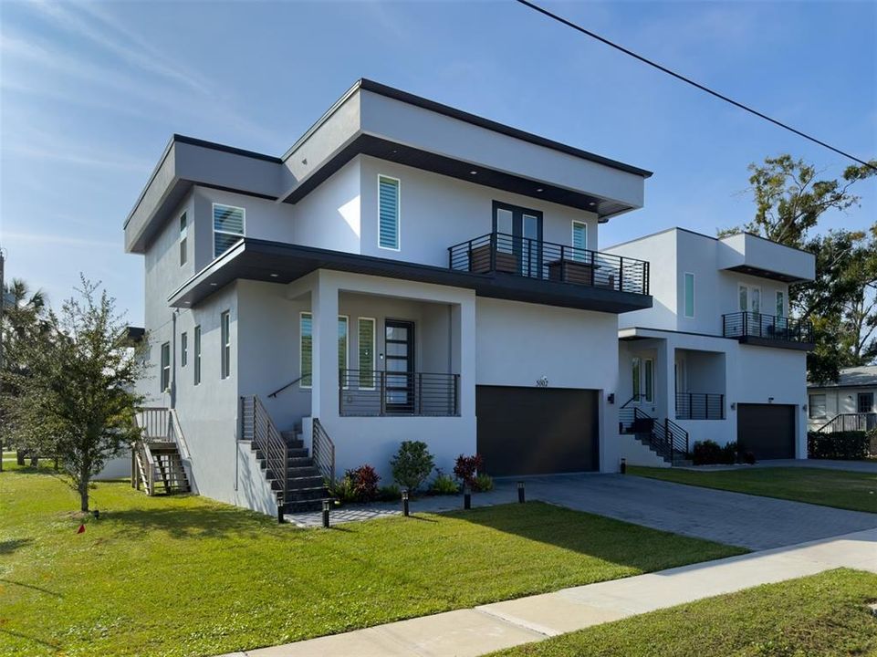 For Sale: $725,000 (4 beds, 3 baths, 2380 Square Feet)