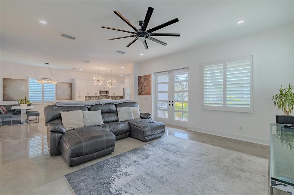 For Sale: $725,000 (4 beds, 3 baths, 2380 Square Feet)