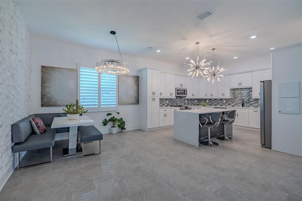 For Sale: $725,000 (4 beds, 3 baths, 2380 Square Feet)