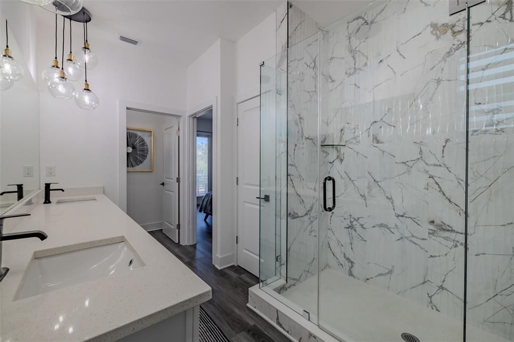 For Sale: $725,000 (4 beds, 3 baths, 2380 Square Feet)