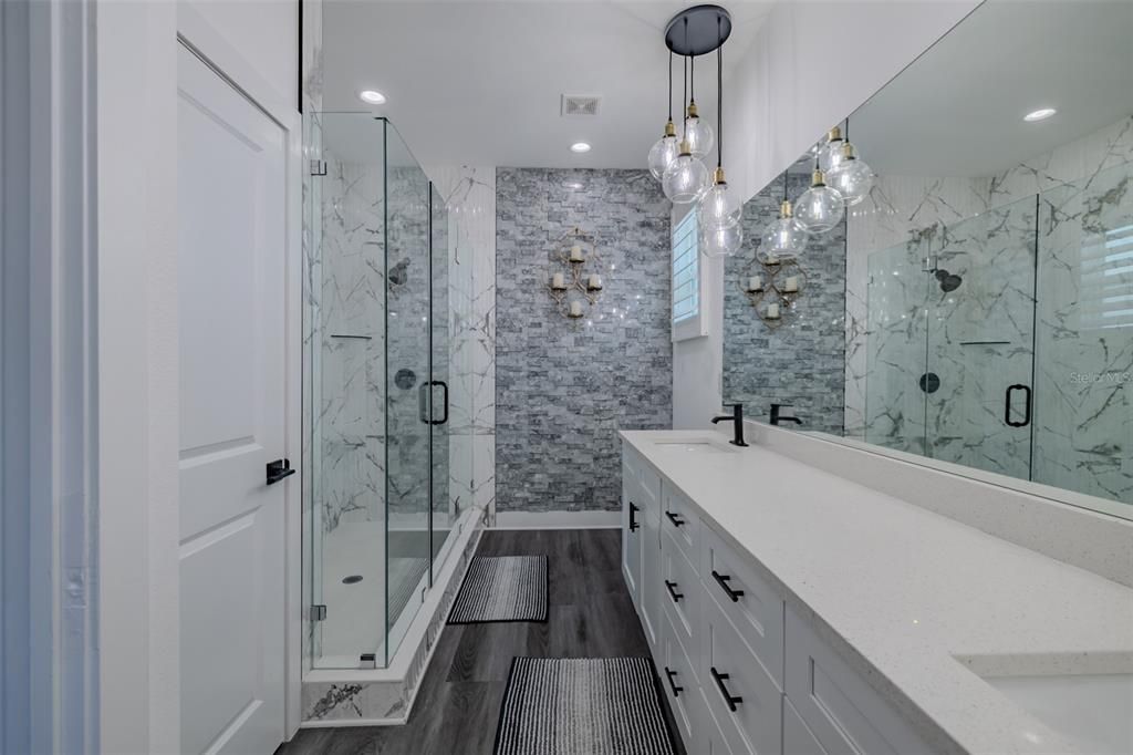 For Sale: $725,000 (4 beds, 3 baths, 2380 Square Feet)