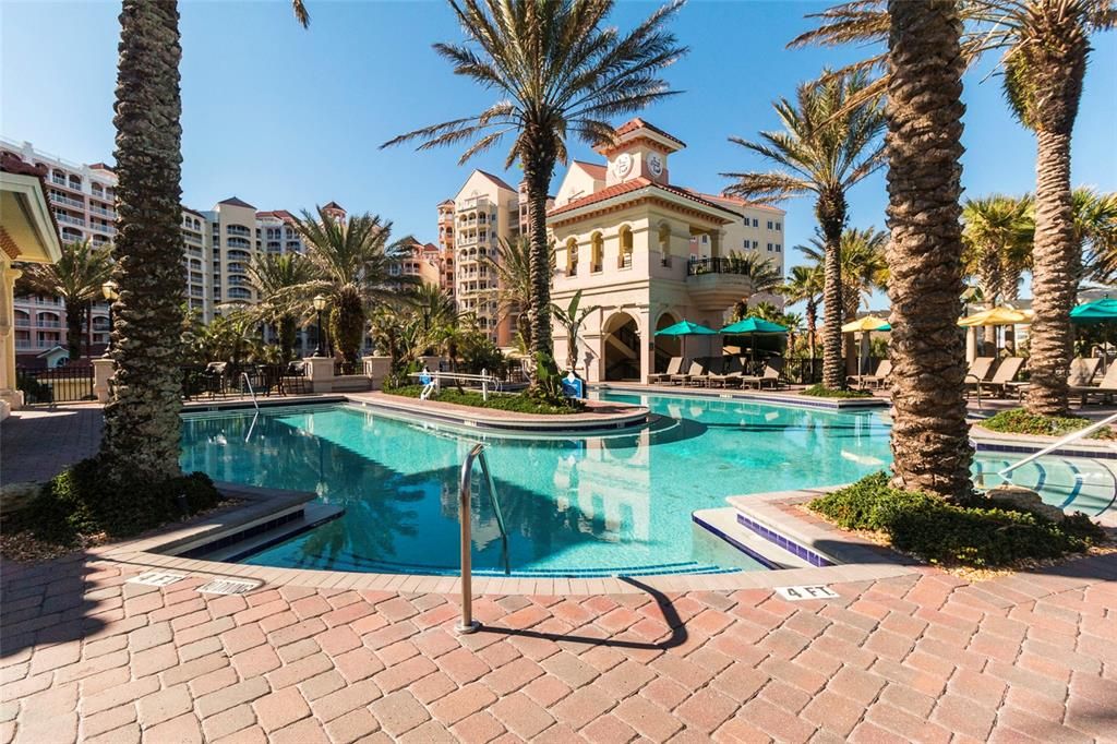 For Sale: $625,000 (0.18 acres)