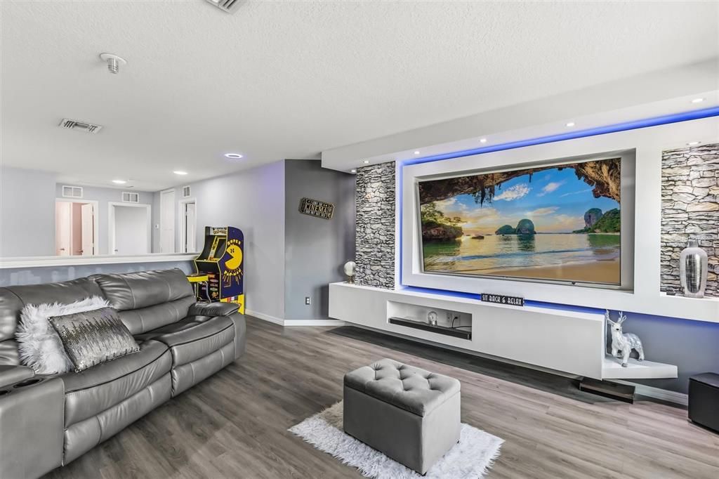 For Sale: $565,000 (4 beds, 3 baths, 2676 Square Feet)