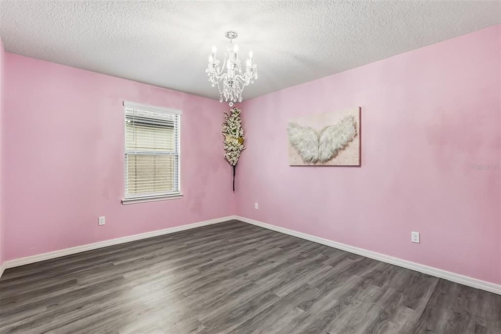 For Sale: $565,000 (4 beds, 3 baths, 2676 Square Feet)