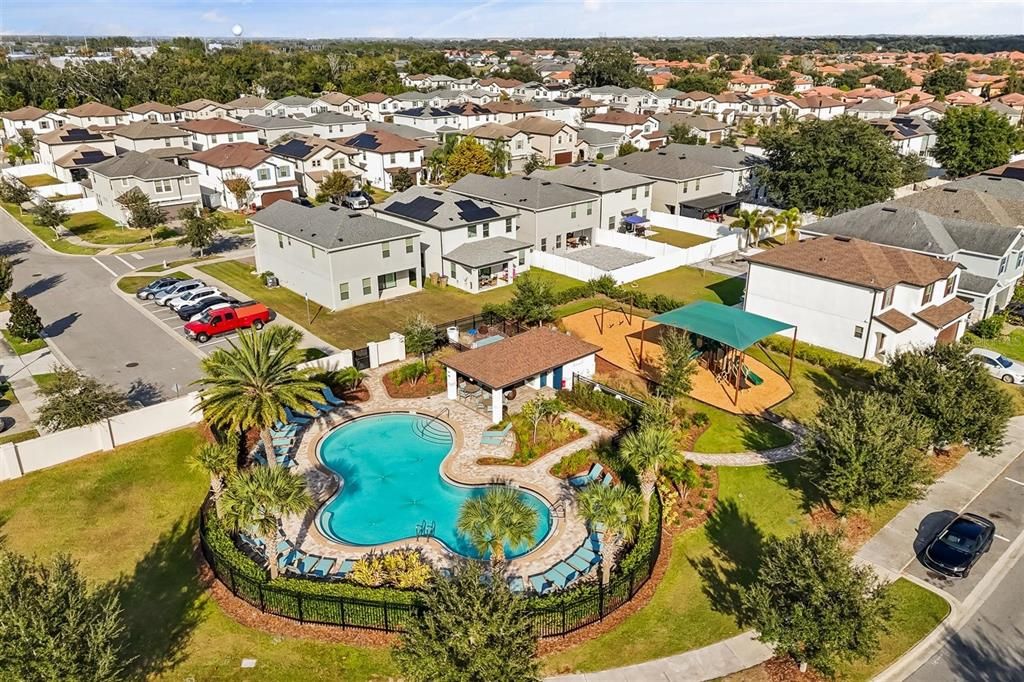 For Sale: $565,000 (4 beds, 3 baths, 2676 Square Feet)