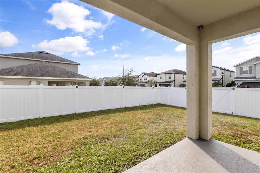 For Sale: $565,000 (4 beds, 3 baths, 2676 Square Feet)