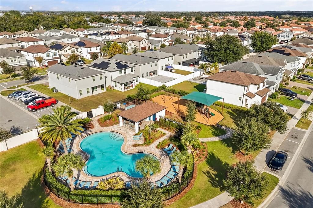 For Sale: $565,000 (4 beds, 3 baths, 2676 Square Feet)