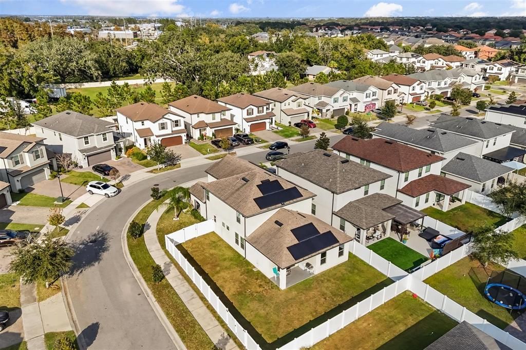 For Sale: $565,000 (4 beds, 3 baths, 2676 Square Feet)