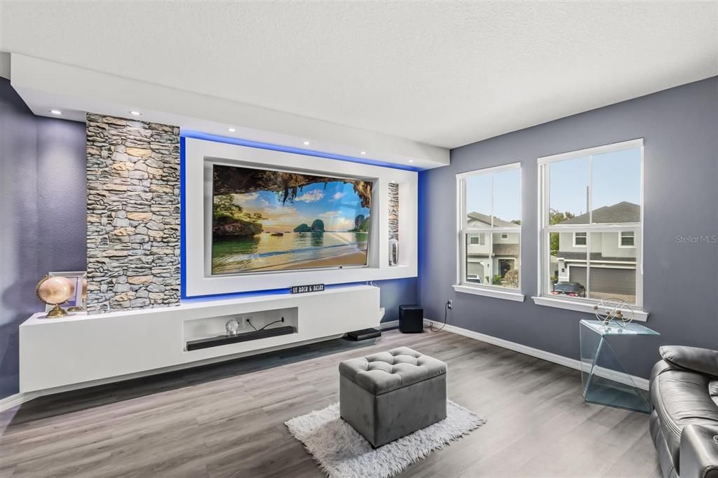 For Sale: $565,000 (4 beds, 3 baths, 2676 Square Feet)