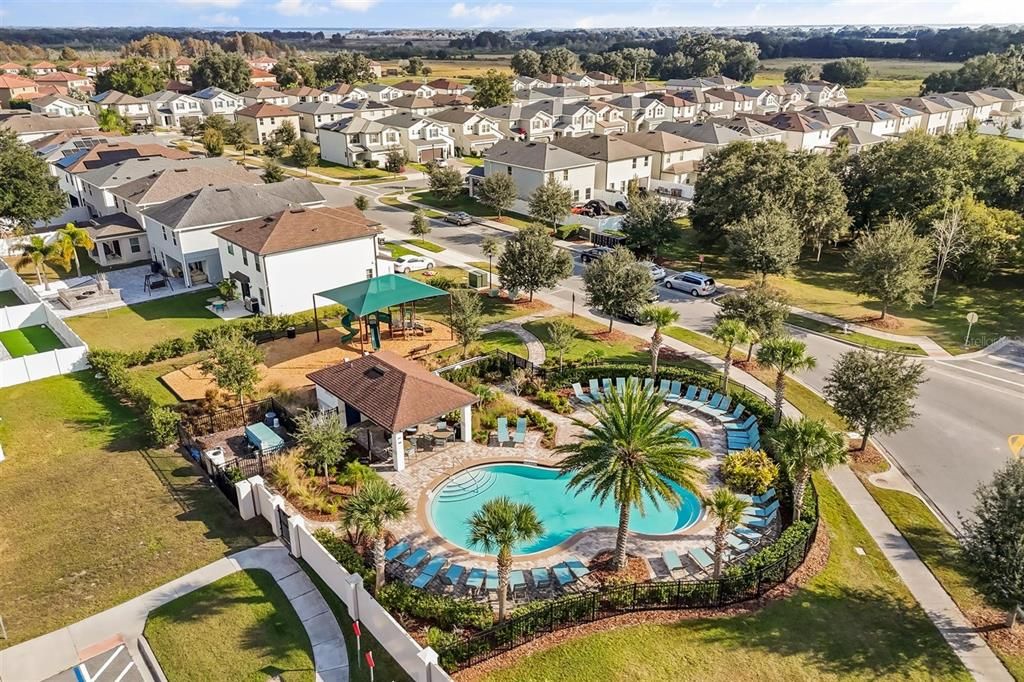 For Sale: $565,000 (4 beds, 3 baths, 2676 Square Feet)