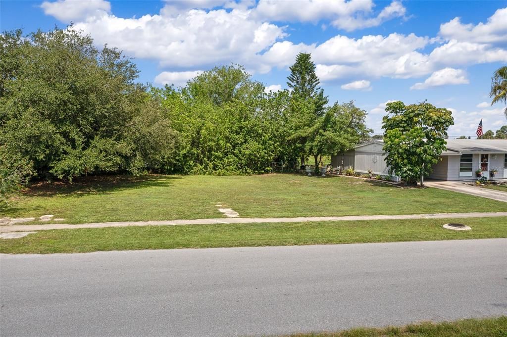 For Sale: $40,000 (0.23 acres)