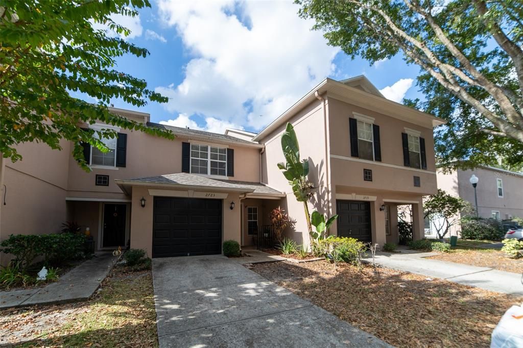 For Sale: $299,000 (2 beds, 2 baths, 1296 Square Feet)