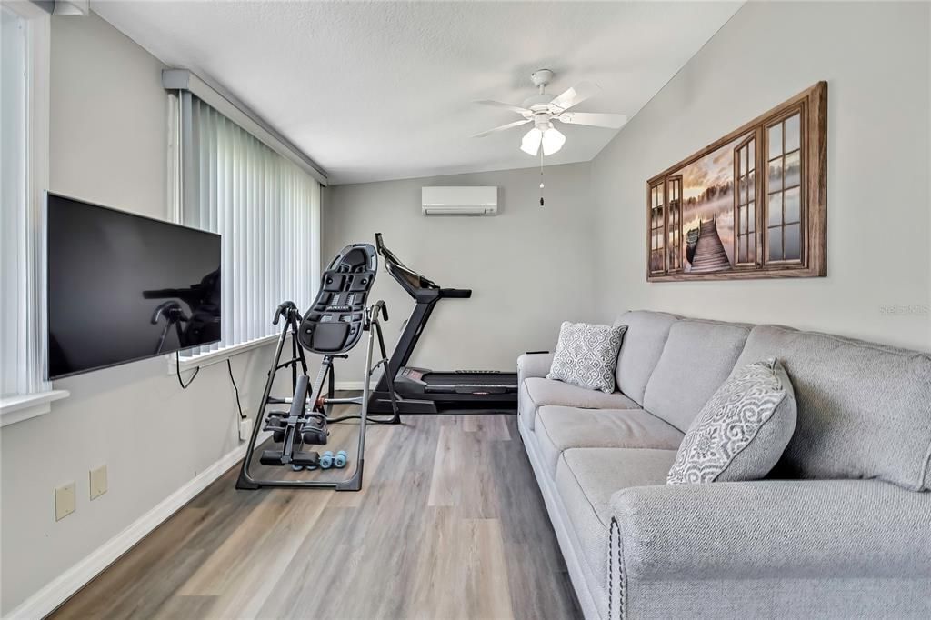 En Venta: $499,000 (2 camas, 2 baños, 1454 Pies cuadrados)