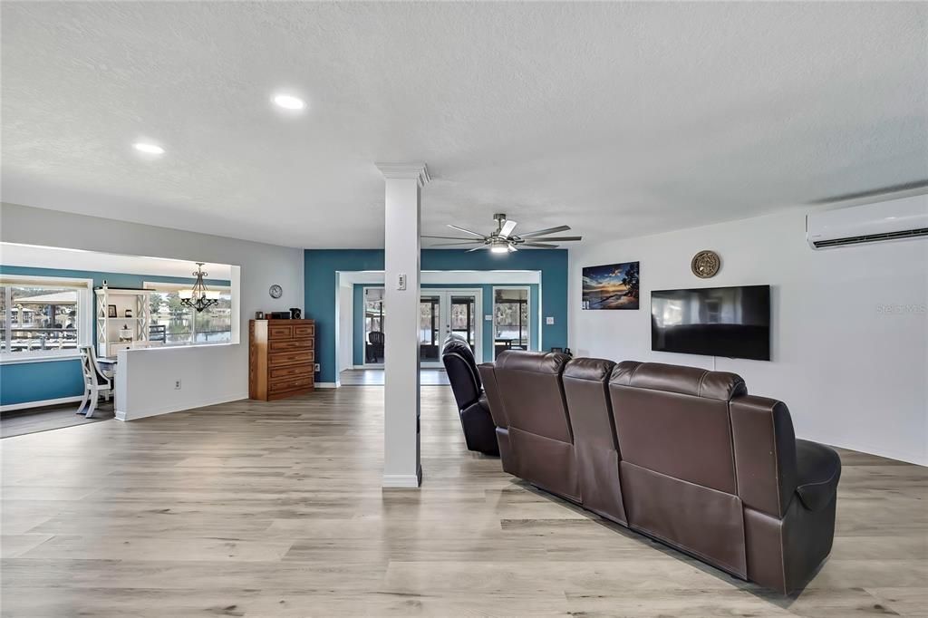 En Venta: $499,000 (2 camas, 2 baños, 1454 Pies cuadrados)