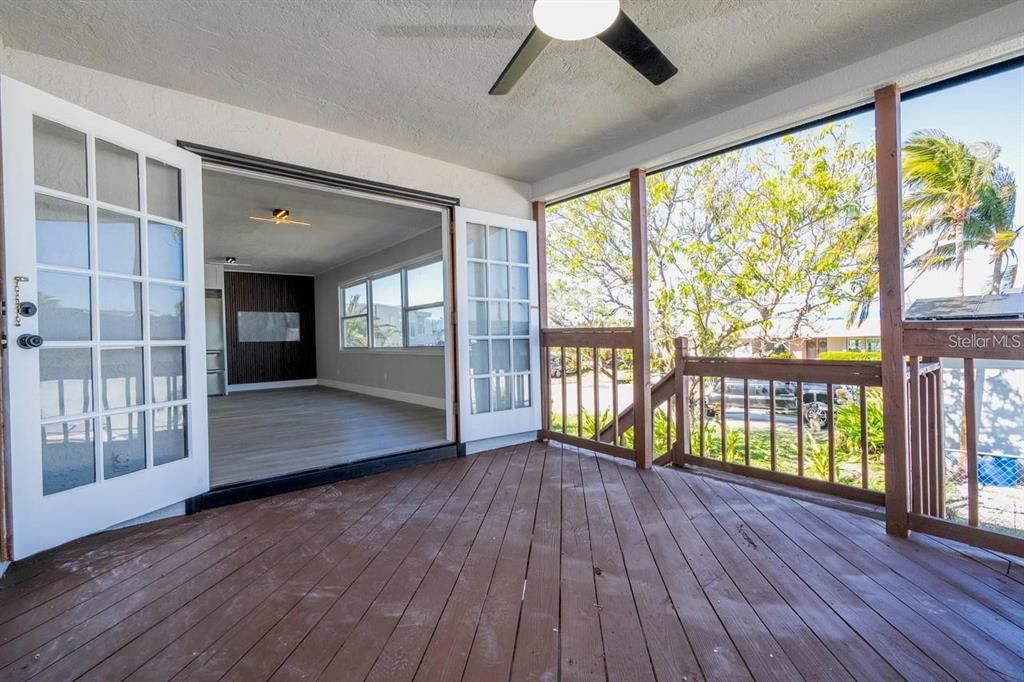 En Venta: $879,000 (3 camas, 3 baños, 1812 Pies cuadrados)