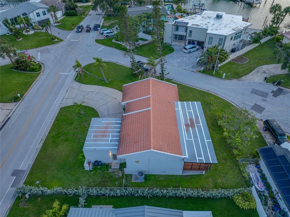 En Venta: $879,000 (3 camas, 3 baños, 1812 Pies cuadrados)