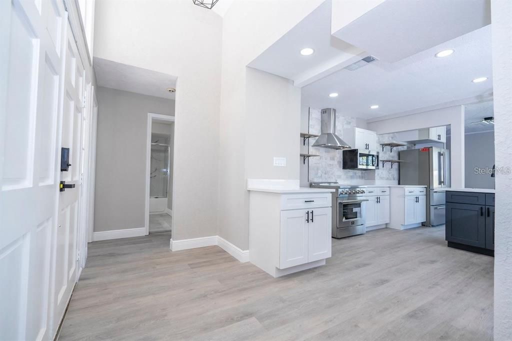 En Venta: $879,000 (3 camas, 3 baños, 1812 Pies cuadrados)