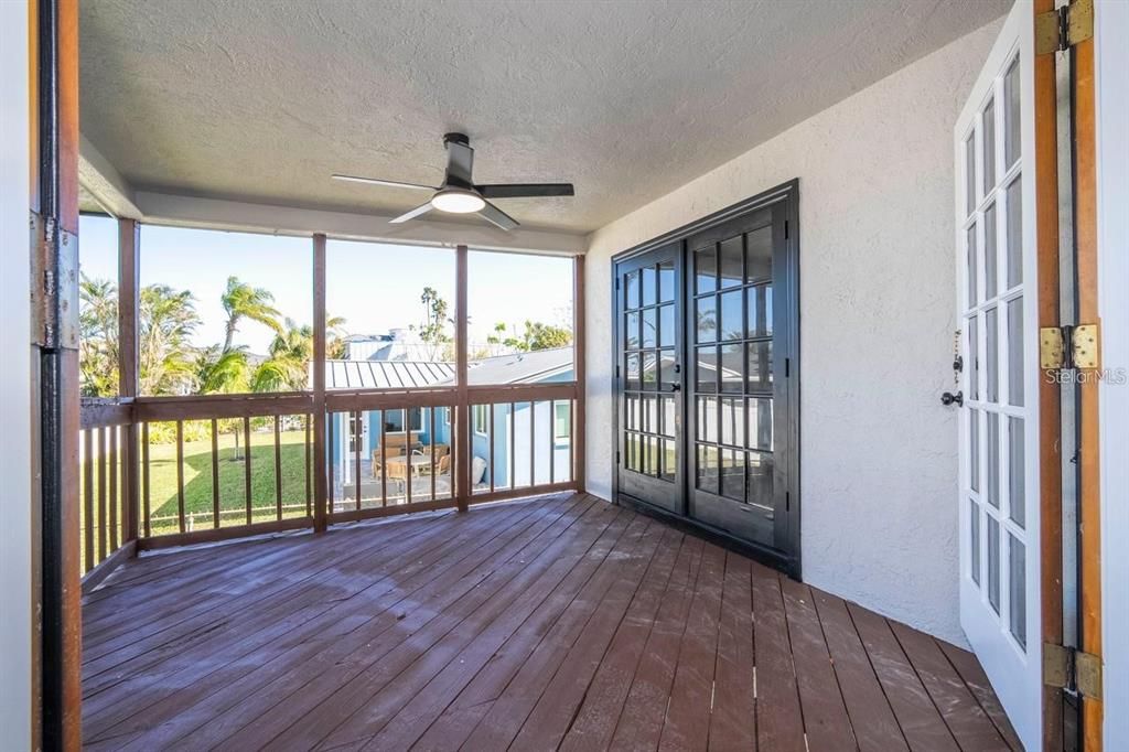 En Venta: $879,000 (3 camas, 3 baños, 1812 Pies cuadrados)