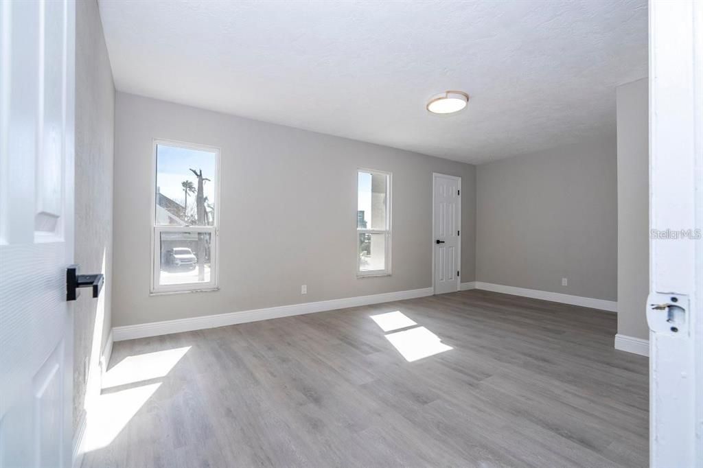 En Venta: $879,000 (3 camas, 3 baños, 1812 Pies cuadrados)