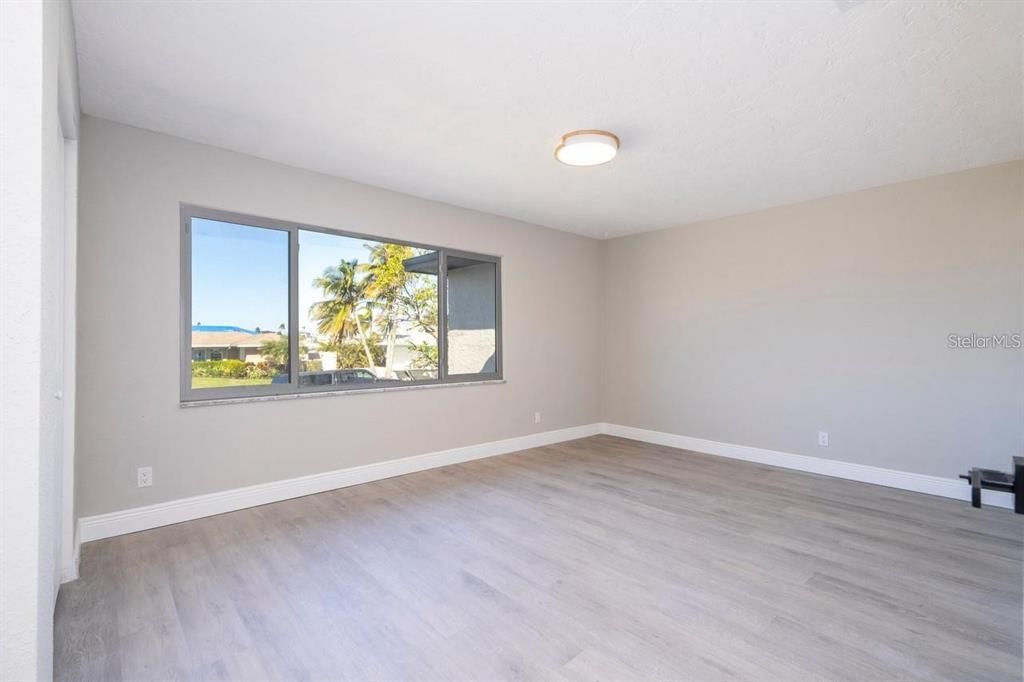 En Venta: $879,000 (3 camas, 3 baños, 1812 Pies cuadrados)