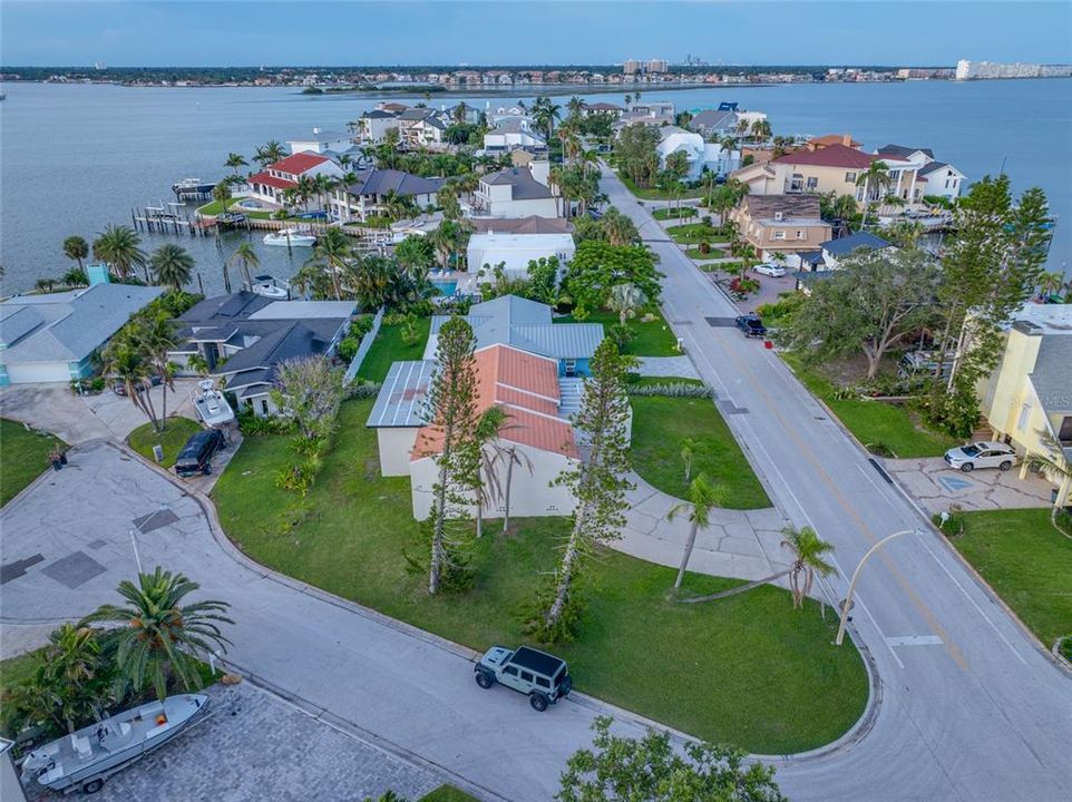 En Venta: $879,000 (3 camas, 3 baños, 1812 Pies cuadrados)