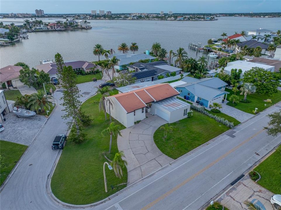 En Venta: $879,000 (3 camas, 3 baños, 1812 Pies cuadrados)